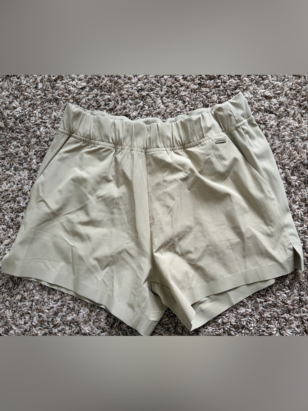 Glyder Women's Cream Athletic Shorts